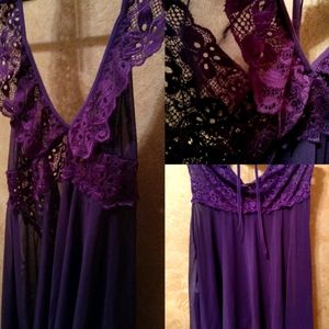 🍒3/$21 🆂🅰🅻🅴 PURPLE LACE BABYDOLL GOWN MEDIUM